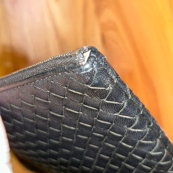 Authentic Bottega Veneta Intrecciato Leather Pouch - Picture 8 of 13